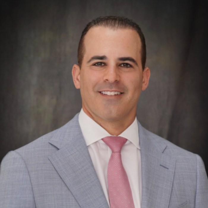 Handler Helper Matt Kutcher_Logo - About | Palm Beach, FL