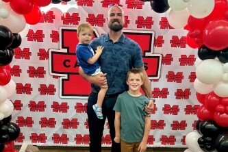 First picture at the hospital of Sean, his wife Maegan, son Beau, and newborn Brook